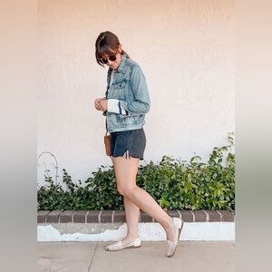 Nisolo woman’s Bone  Leather huarache sandal